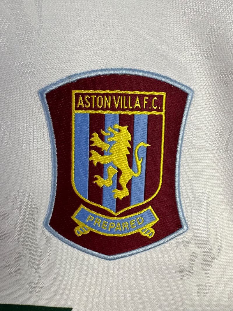 Retro Aston Villa 1995-1996 away