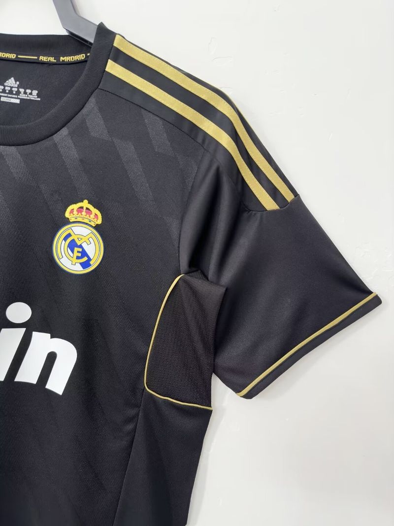 Retro Real Madrid 2011-2012 away