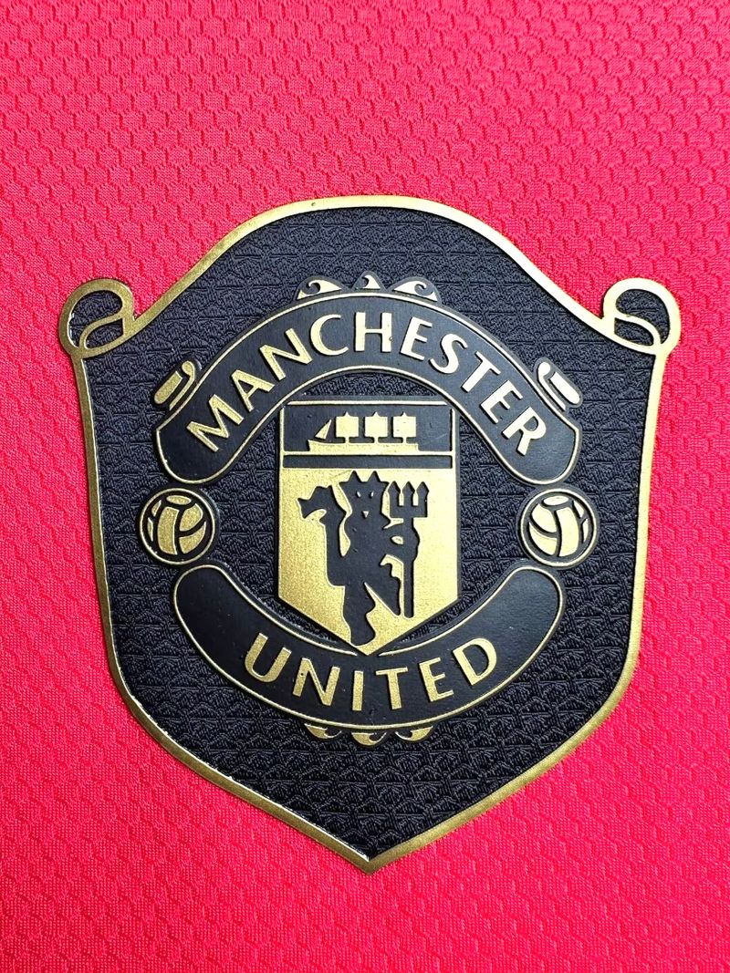 Retro Manchester United 2019-2020 home