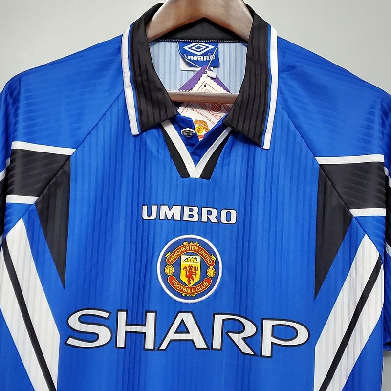 Retro Manchester United 1996-1997 second away