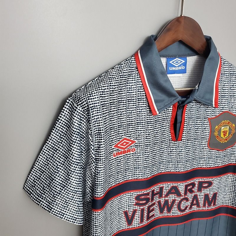 Retro Manchester United 1995-1996 away