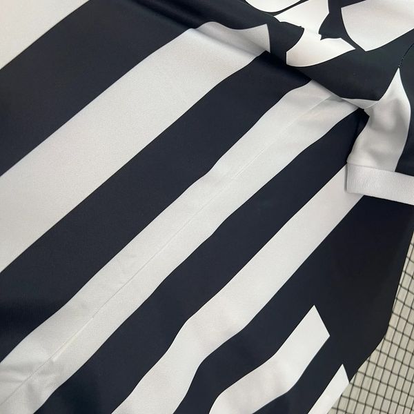 Retro Juventus 2001 - 2002 home - WCFOOTBALLSUIT